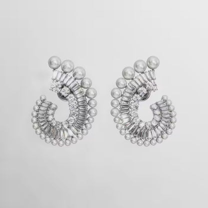 Ariana Grande x Swarovski İnci Küpe